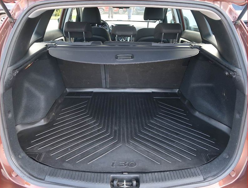 Hyundai i30 (2014) 1.6 GDI, Serv.kniha, Tempomat - fotka 13 z 14