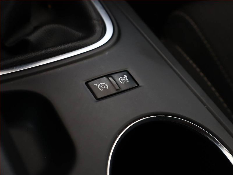 Renault Mégane (2017) 1.2 TCe, ČR,1.maj, Tempomat - fotka 12 z 13