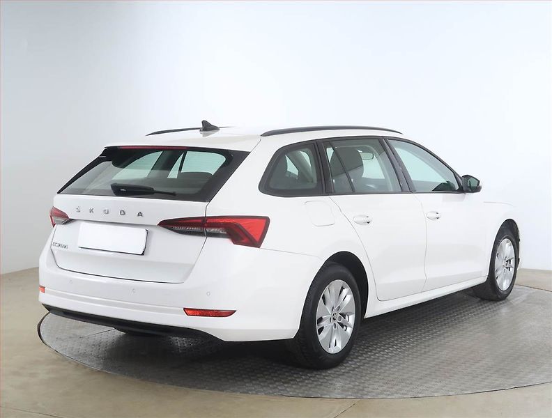 Škoda Octavia (2020) Ambition 2.0 TDI, Automat - fotka 5 z 20