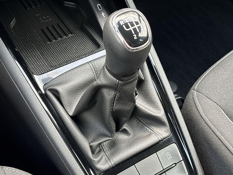 Škoda Scala (2024) 1.0 TSI Drive - fotka 14 z 31