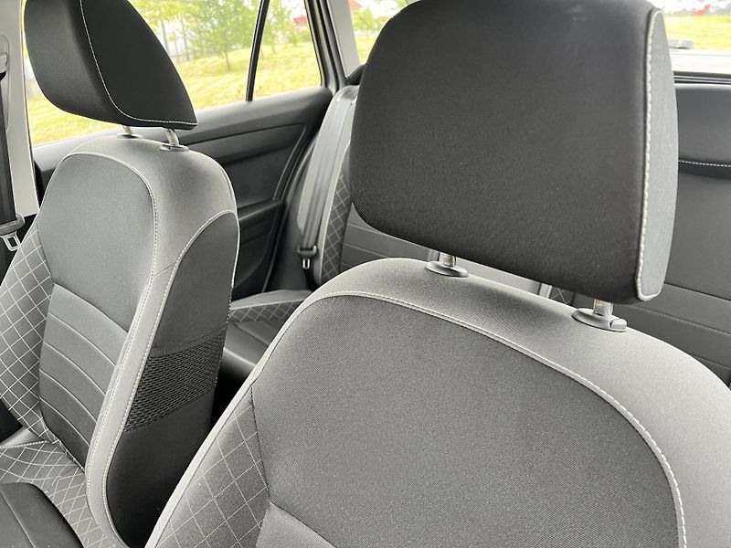 Škoda Fabia 1.0MPi 55kw KLIMA ALU PŮVOD ČR - fotka 10 z 35