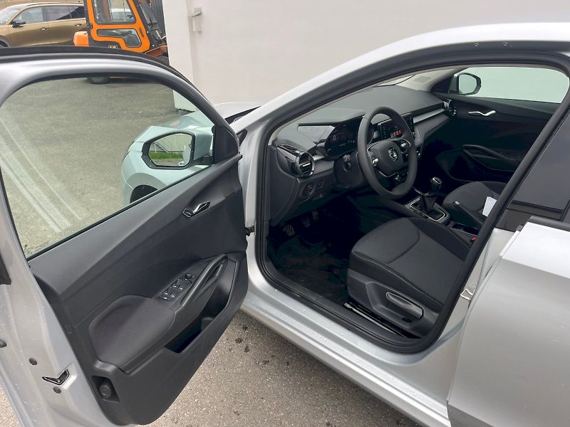 Škoda Fabia (2024) SELEC TS 70/1.0 M5F - fotka 10 z 27