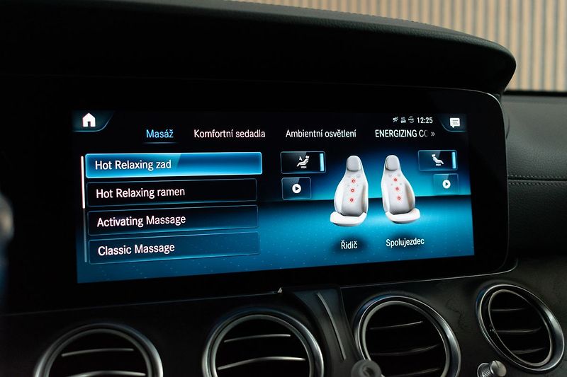 Mercedes-Benz Třídy E E 220d AMG*4MATIC*TAŽNÉ*ACC*ČR - fotka 29 z 52