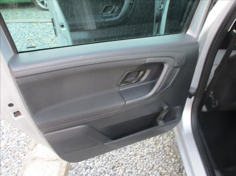 Škoda Roomster 1,2 TSI, klimatizace, - fotka 16 z 30