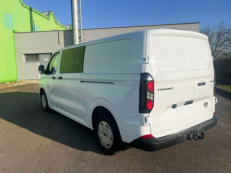 Ford Transit Custom (2025) 2.0 TDCi 100kW 6 míst L2H1 - fotka 3 z 8