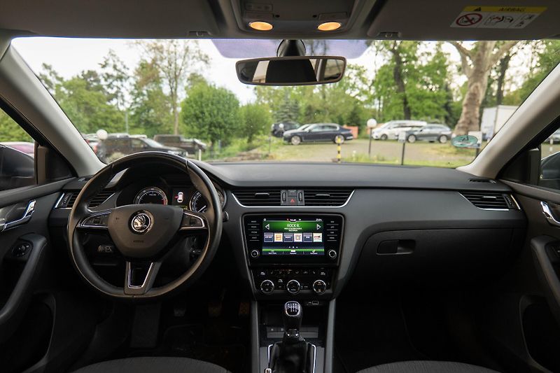 Škoda Octavia 1.5 TSI 110 kW Style LED Tažné - fotka 16 z 35