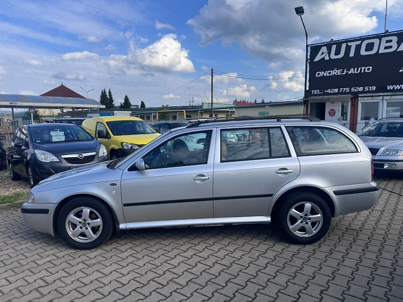 Škoda Octavia (2004) 1,9 TDI 81 KW ELEGANCE TAŽNÉ - fotka 2 z 42