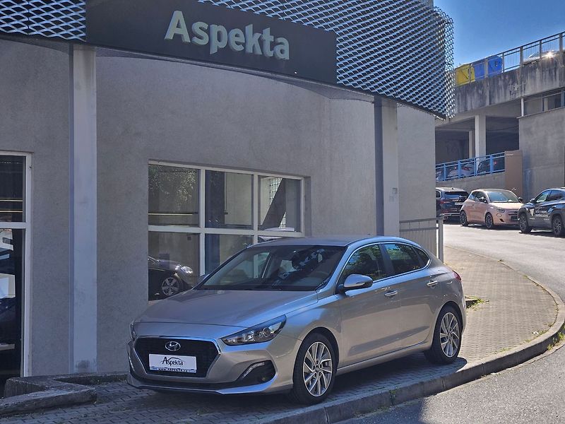 Hyundai i30 1,4 T-GDi 103kW, Style, 1.maj. - fotografie inzerátu