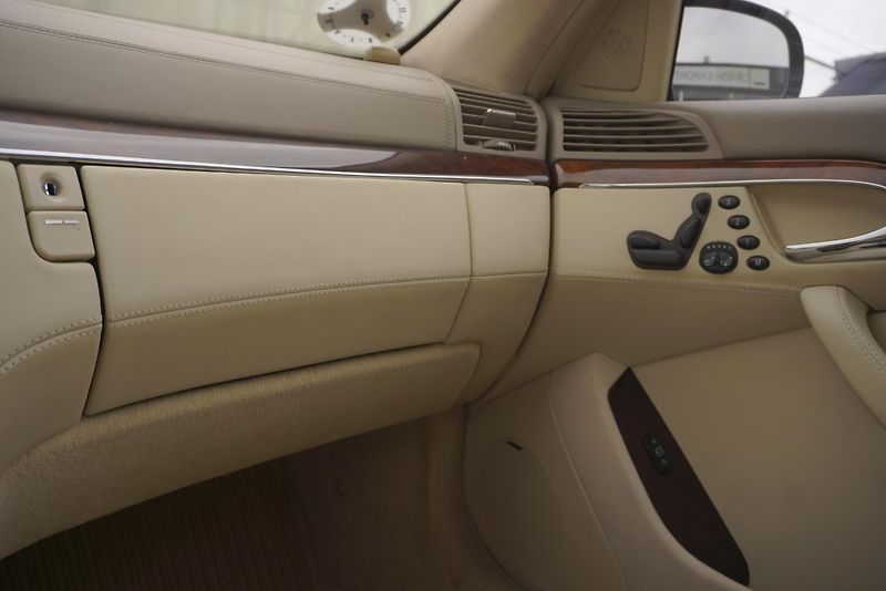 Mercedes-Benz Třídy S S600 5,5I V12 LONG AUT. - fotka 26 z 56