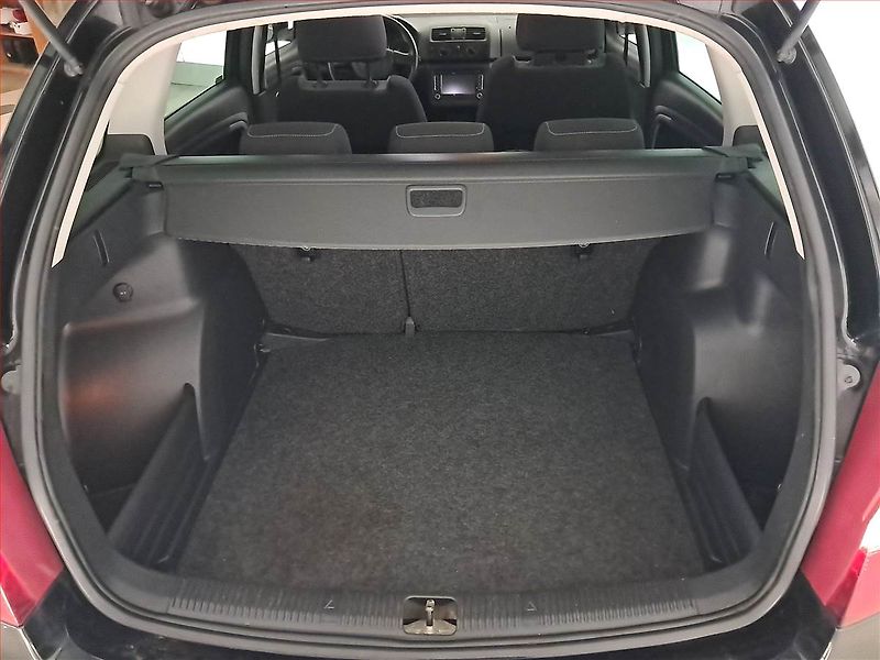Škoda Fabia (2012) Sport 1.2 TSI, Serv.kniha - fotka 13 z 19