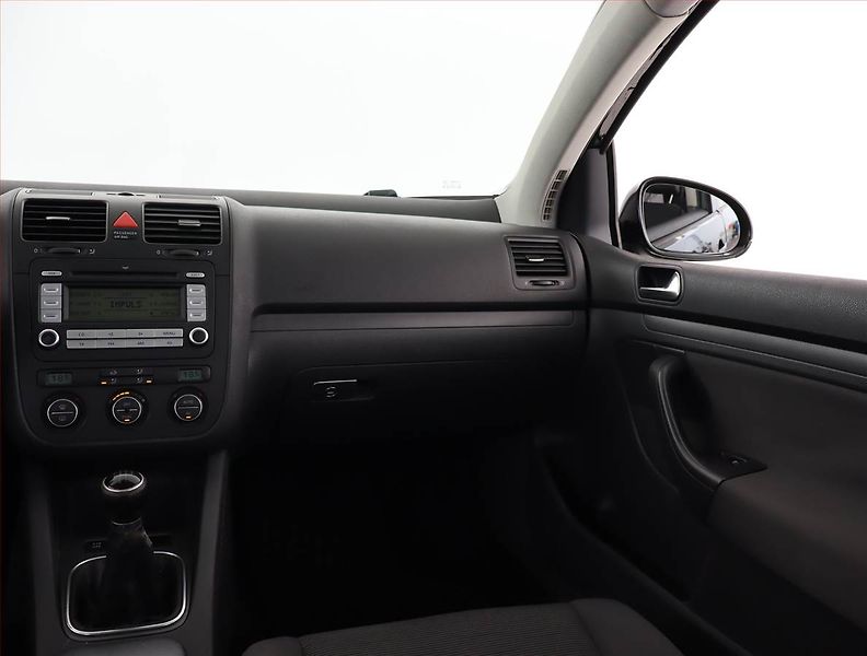 Volkswagen Golf (2008) 1.4 16V, nová STK, CZ doklady - fotka 8 z 15