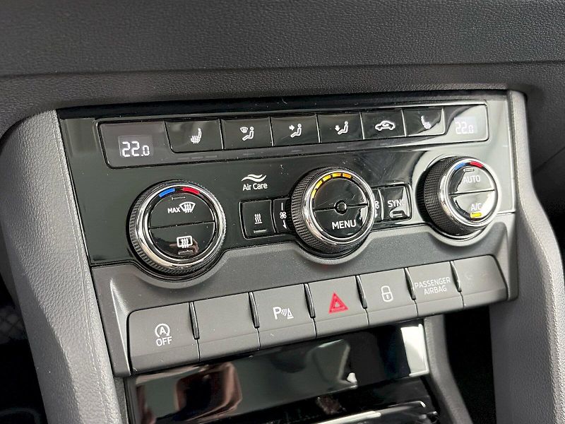 Škoda Karoq (2025) DSG 2.0TDI 110kW Selection Tou - fotka 24 z 34