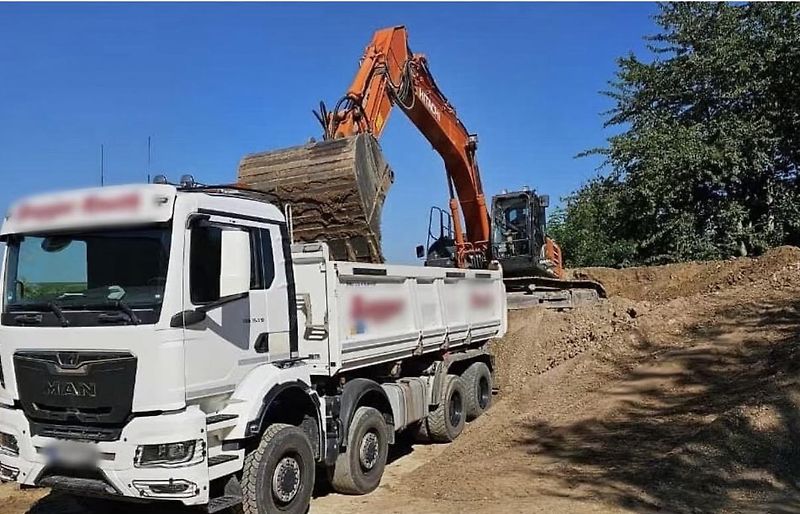 MAN TGS 35.510 8x8 BORDMATIC MEILLER - fotka 2 z 4