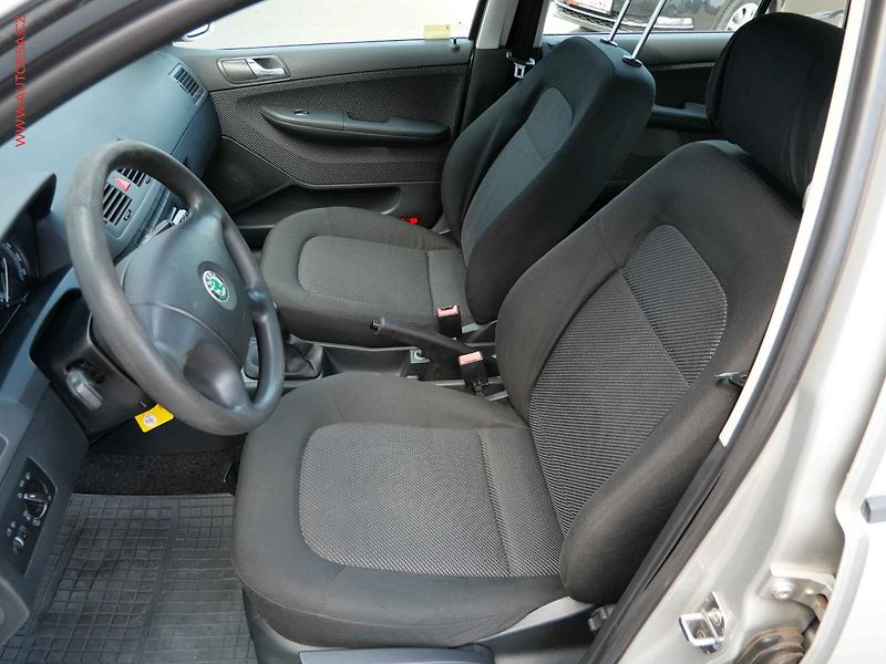 Škoda Fabia (2005) 1.2i, ČR - fotka 9 z 12