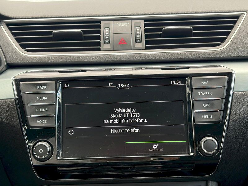 Škoda Superb (2017) Combi 2.0 TDI / 110kW / AMBITI - fotka 25 z 35