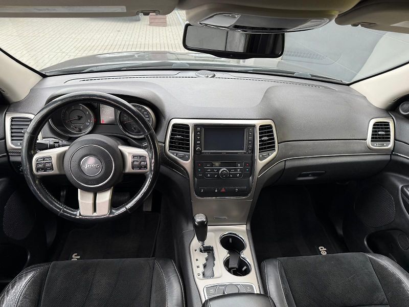 Jeep Grand Cherokee (2013) 3.0 CRDi 177kW S-LIMITED - fotka 14 z 20