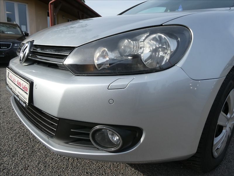 Volkswagen Golf 1,2 TSi 77kW MATCH serviska - fotka 4 z 45