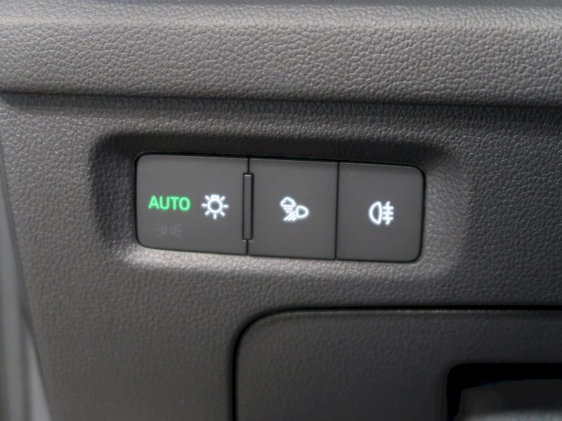 Škoda Octavia (2024) SELECTION 2.0TDI 110KW DSG LED - fotka 36 z 43