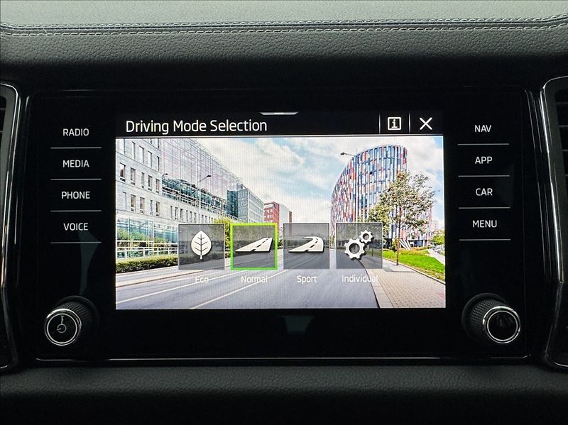 Škoda Kodiaq 1,5 TSI DSG Style Exclusive ČR - fotka 43 z 50