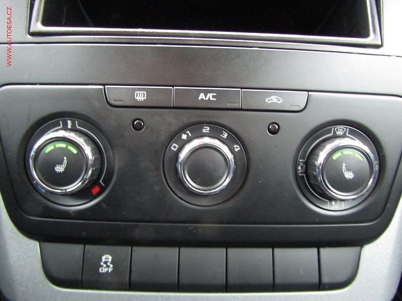 Škoda Yeti (2014) 1.2 TSI, Active - fotka 12 z 16