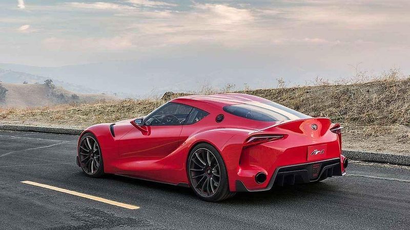 Upoutávka na závodní koncept Toyoty Supra.