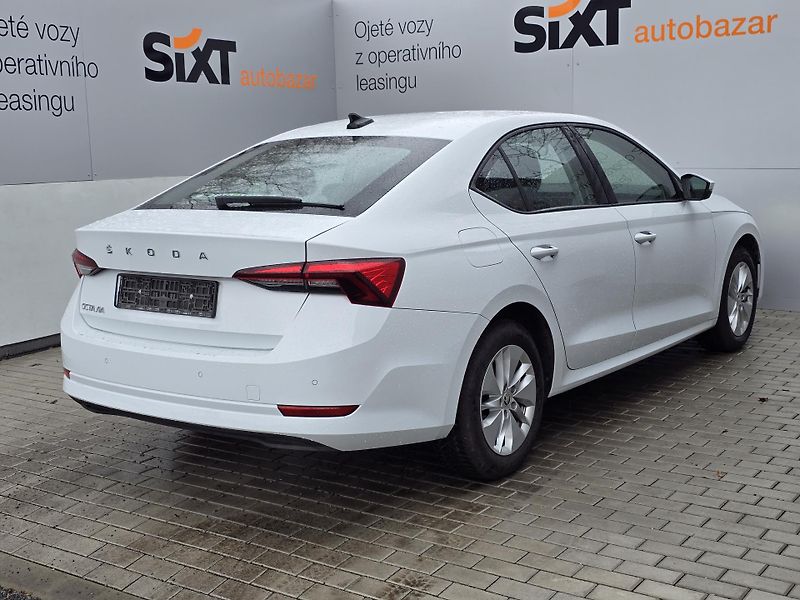 Škoda Octavia IV Ambition 2,0 TDI (85 kW - fotka 4 z 8
