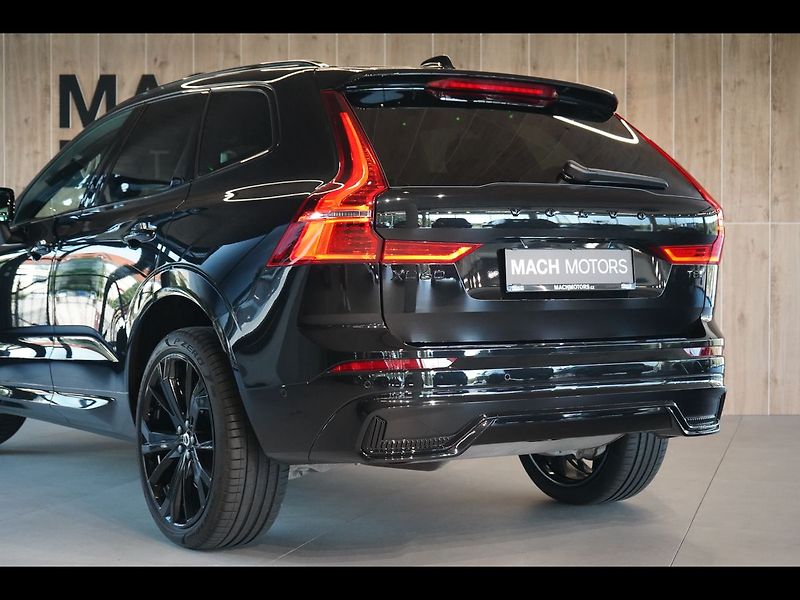 Volvo XC60 T8 PLUS Black Edition, 360°,HK - fotka 12 z 47