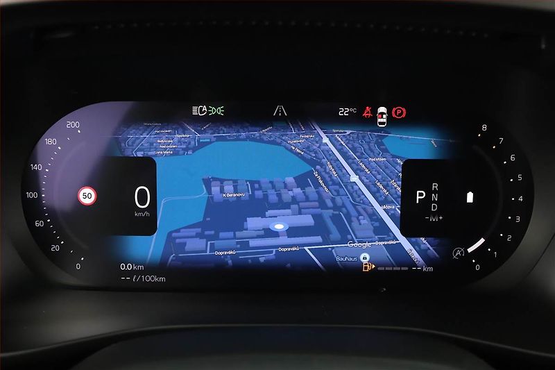 Volvo XC40 (2022) B3 - fotka 8 z 20