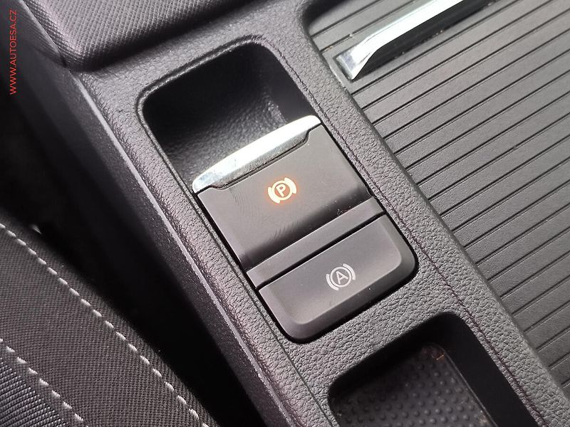 Škoda Octavia (2020) 2.0 TDi, 2.maj,ČR, Style - fotka 20 z 27