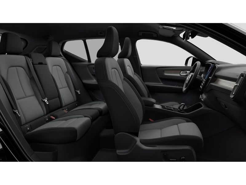Volvo XC40 PLUS BLACK EDITION B3 FWD 120k - fotka 8 z 13