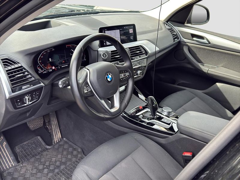 BMW X3 xDrive30d - fotka 9 z 18