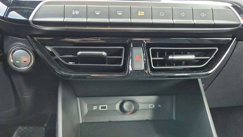 MG MG3 HEV EXCLUSIVE 1.5 AT3 (143kw/1 - fotka 22 z 35