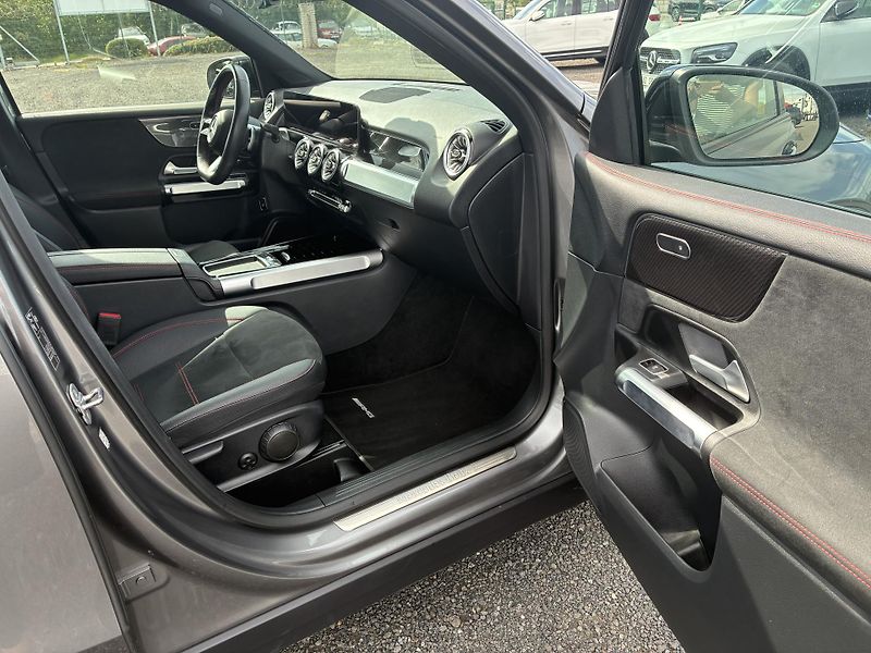 Mercedes-Benz GLB (2024) 200d 4MATIC - fotka 6 z 14