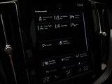 Volvo XC60 D4 AWD MOMENTUM PRO  - náhled 32