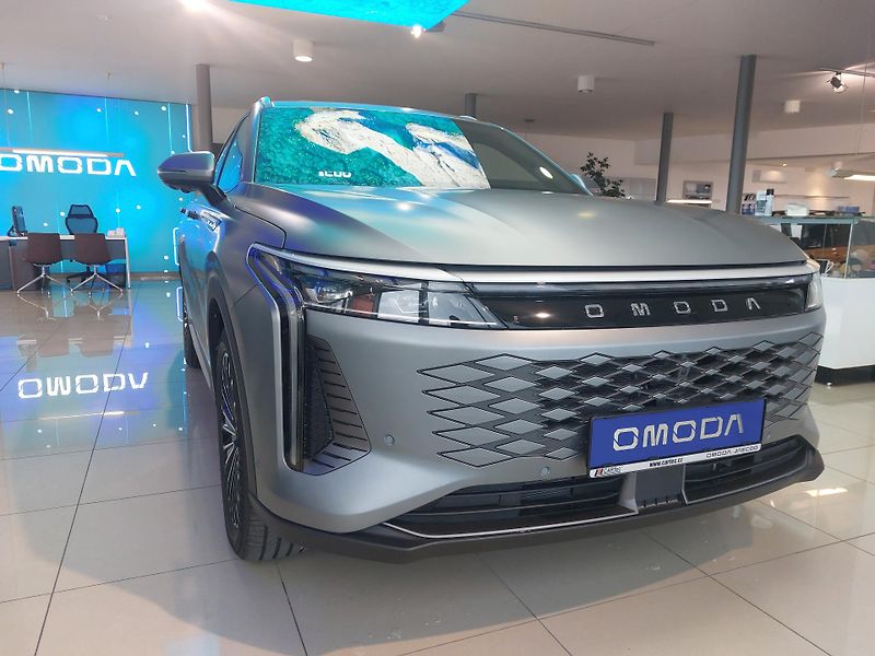 Omoda 9 (2025) SHS PREMIUM - fotka 2 z 14