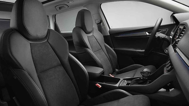 Fiat 500 nabízí i tuto variantu interiéru s příplatkem 37 000 Kč