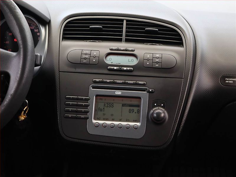 Seat Toledo (2007) 1.6, po STK, Klima - fotka 10 z 11