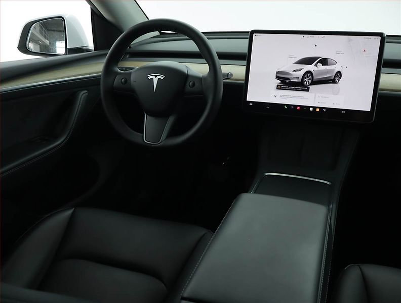 Tesla Model Y (2022) Long Range AWD 79kWh, SoH 89% - fotka 7 z 22