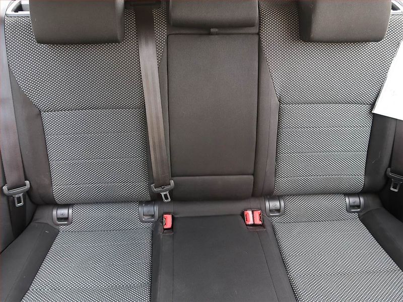 Škoda Octavia (2016) Ambition 1.6 TDI, Tempomat - fotka 10 z 16