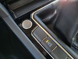 Volkswagen Passat SEDAN 2.0 TDi ELEGANCE *ČR - náhled 26
