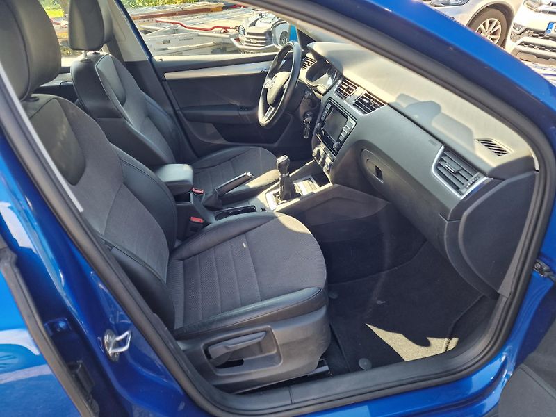 Škoda Octavia 1,6TDI 81KW STYLE PLUS - fotka 9 z 14
