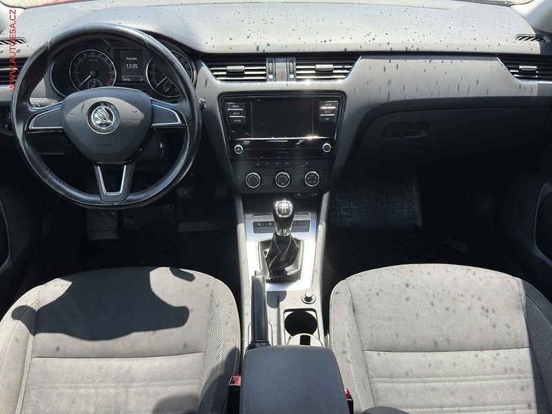 Škoda Octavia (2017) 1.6 TDi, ČR, Ambition - fotka 8 z 17