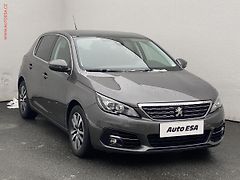 Peugeot 308 (2020) 1.2 PT, Allure, navi, panor - fotografie inzerátu