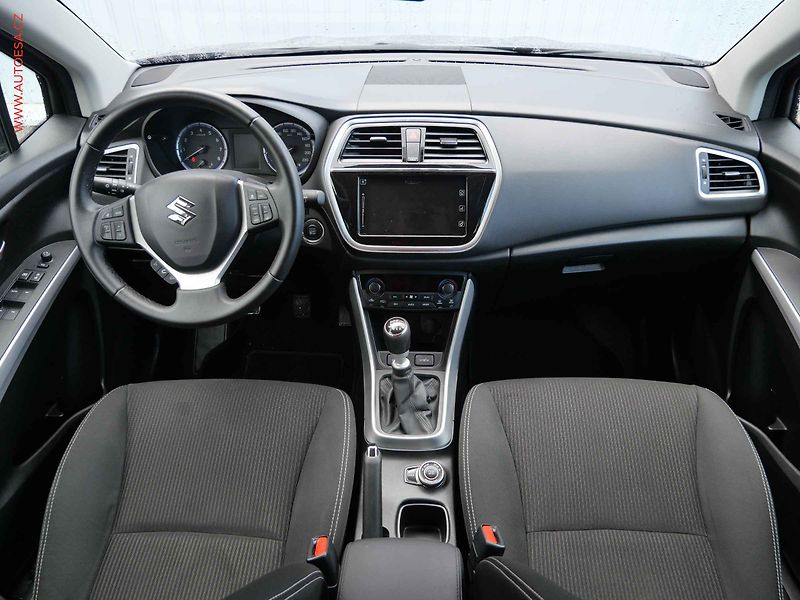 Suzuki S-Cross (2016) 1.4BJet AllGrip, 1.maj,ČR - fotka 8 z 26