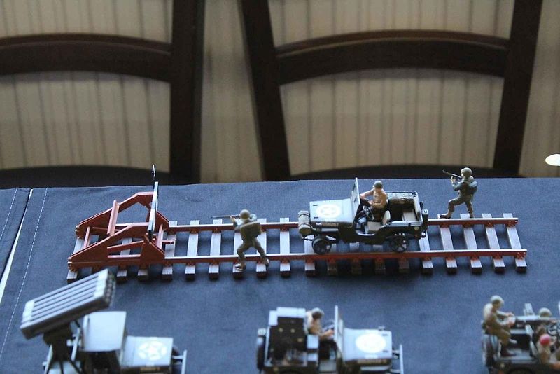 Papírový model buldozeru Caterpillar.