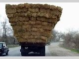 Nejvtipněji naložené vozy na silnicích. Nákladem je vše, co si zamanete.