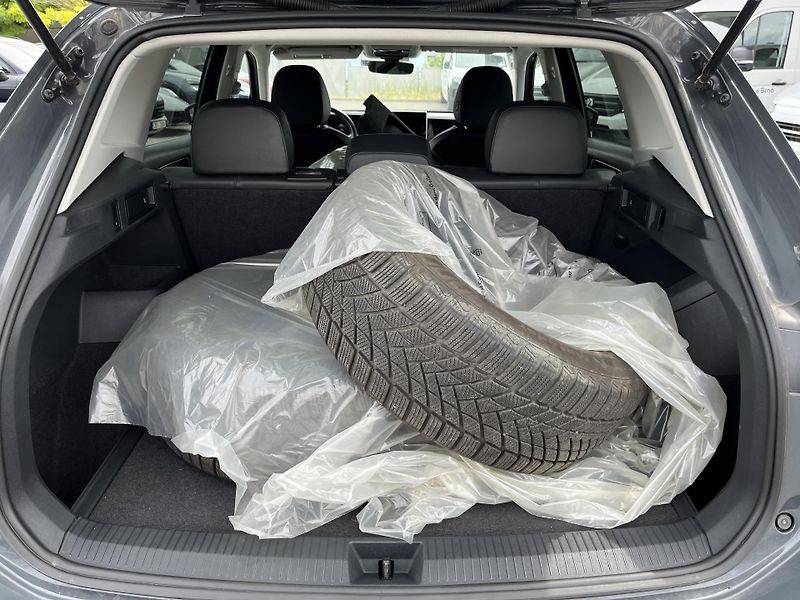 Volkswagen Tiguan 2,0TDI DSG LIFE 110 kW - fotka 19 z 21