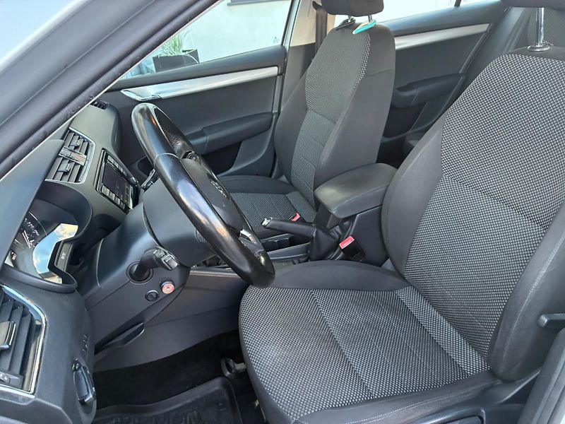 Škoda Octavia (2016) 1.6TDi, 81KW, TEMP., VYHŘ. SED - fotka 25 z 26
