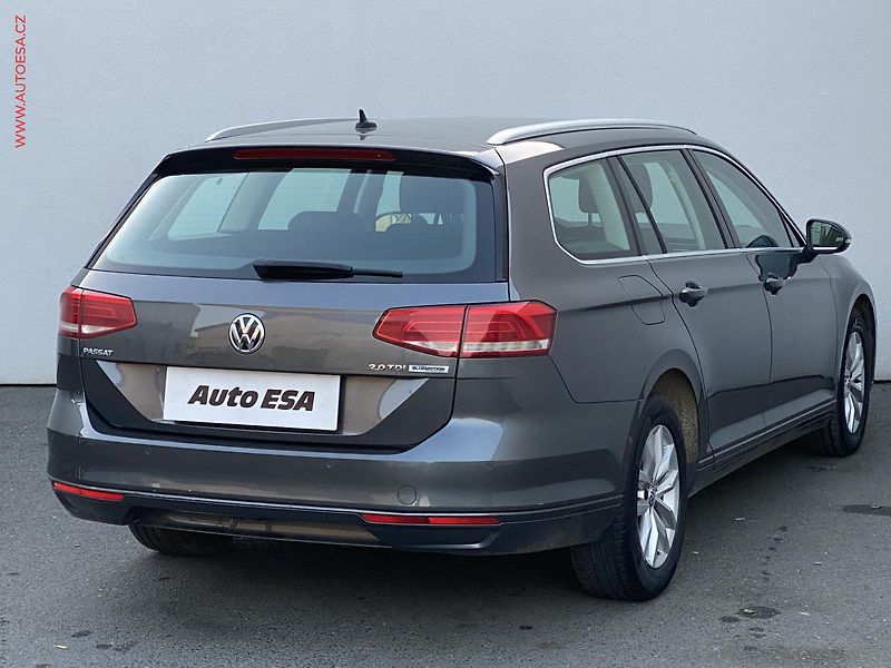 Volkswagen Passat (2017) 2.0 TDi, Comfortline, DSG - fotka 4 z 18