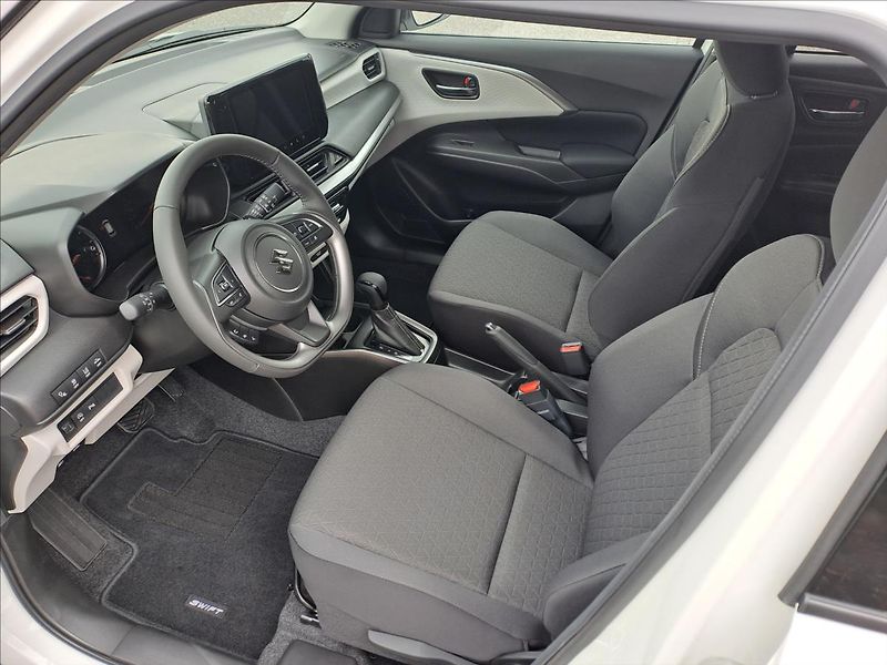Suzuki Swift (2026) 1,2 ELEGANCE HYBRID CVT MY26 - fotka 9 z 22